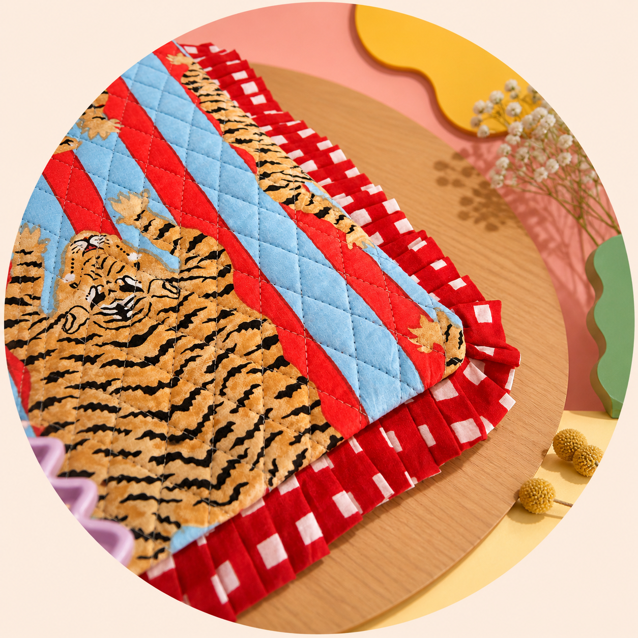 Roaring Ruby Ruffle Tote